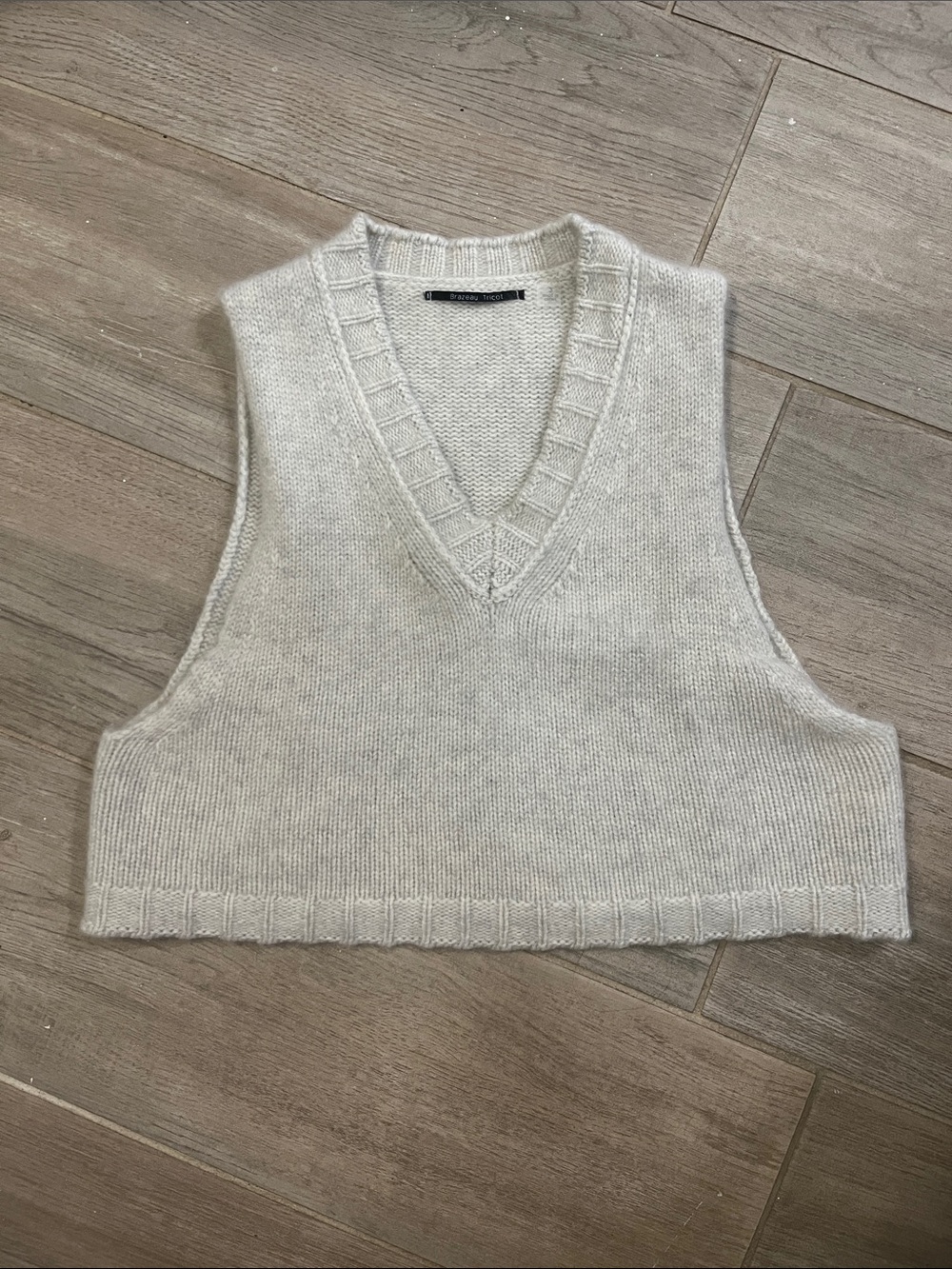 Brazeau Tricot Cashmere top - Picture 3 of 10